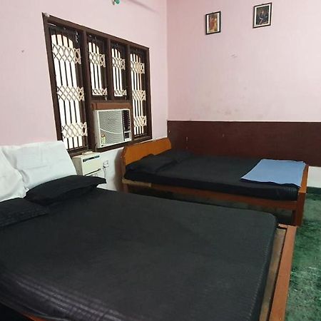 Apartamento Oonjal Veedu Kuttālam Exterior foto
