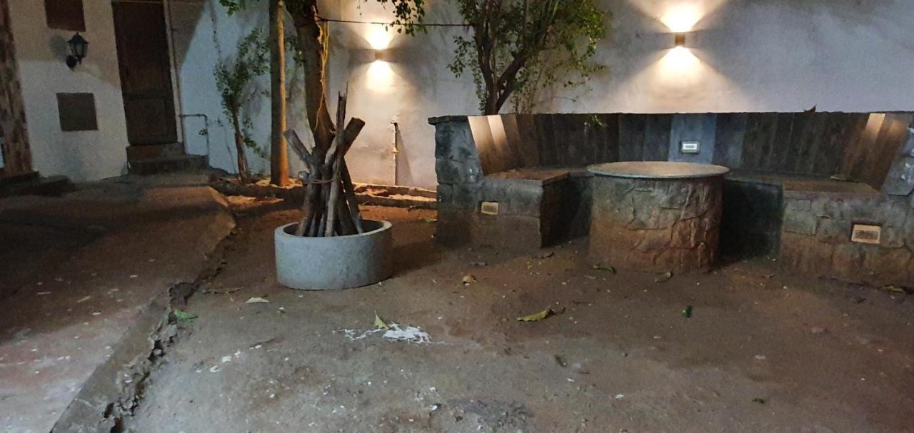 Apartamento Oonjal Veedu Kuttālam Exterior foto