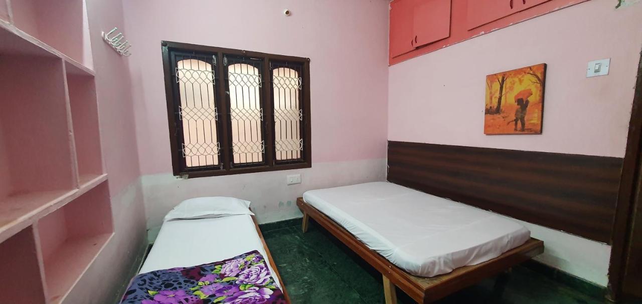 Apartamento Oonjal Veedu Kuttālam Exterior foto