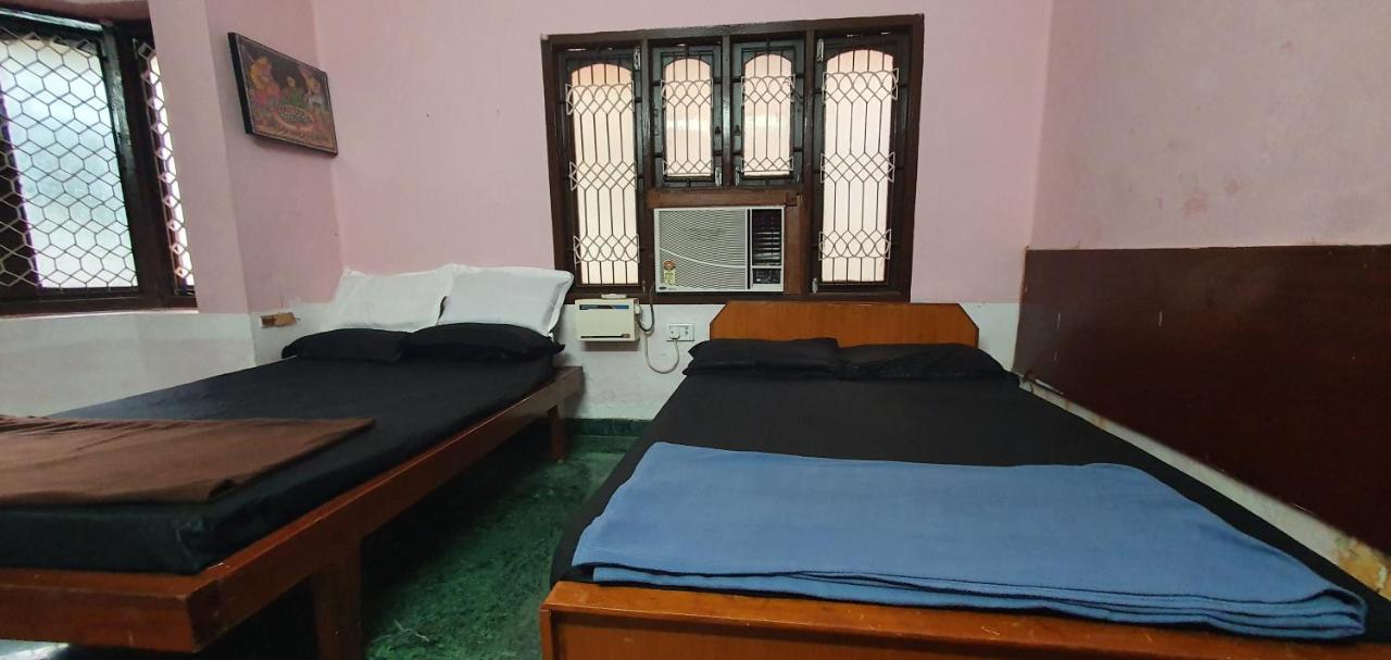 Apartamento Oonjal Veedu Kuttālam Exterior foto