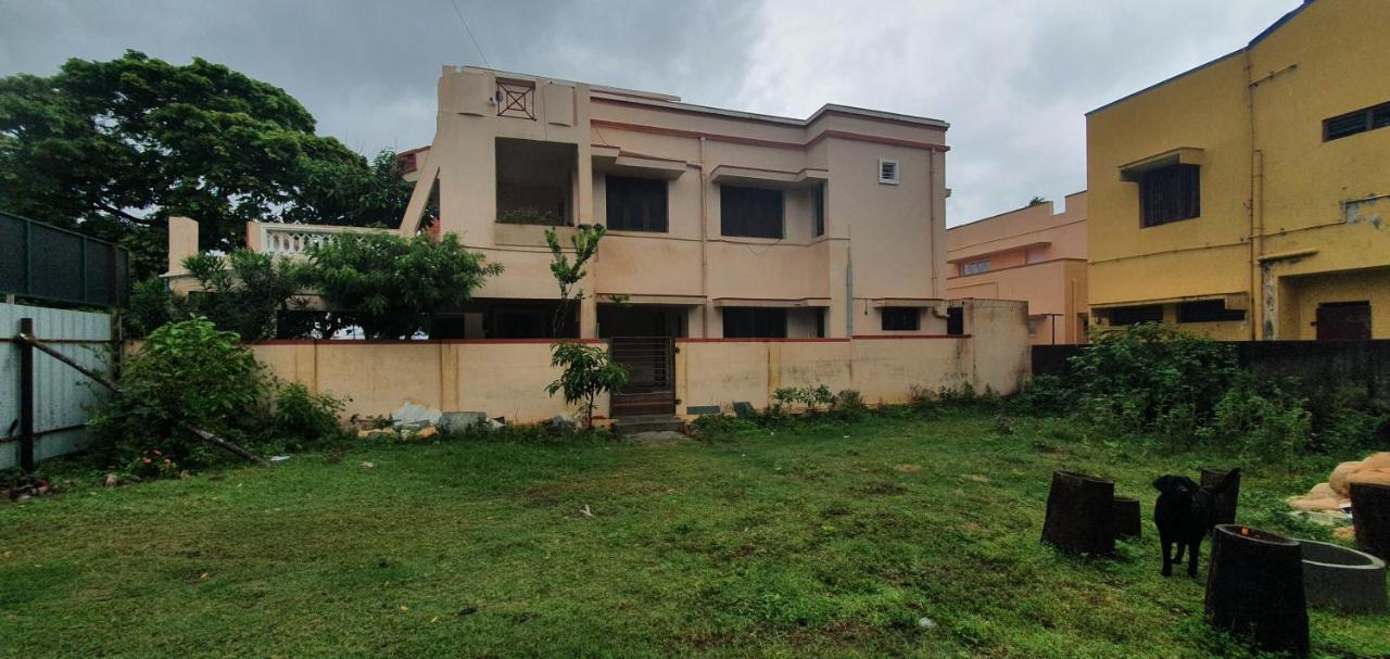 Apartamento Oonjal Veedu Kuttālam Exterior foto